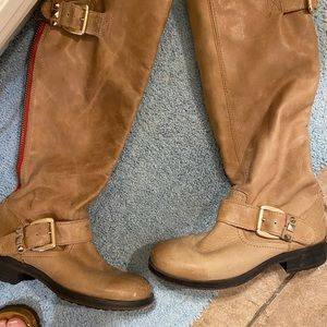 Women’s leather Steve Madden boots